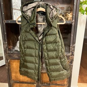 NWOT NORTH FACE VEST